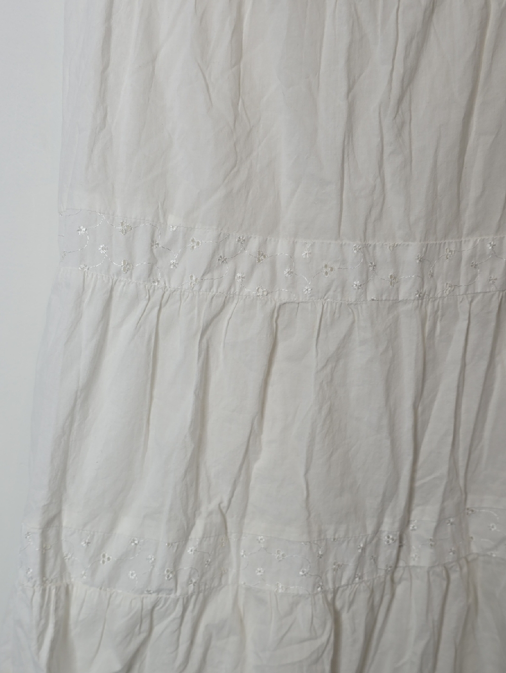 Vintage Bohemian White Tiered Eyelet Maxi Skirt - Picture 4 of 6